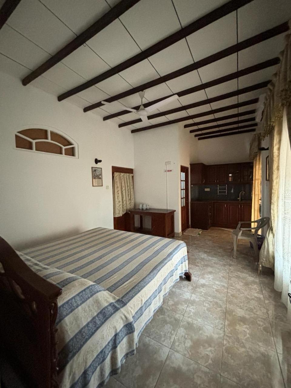 Village Inn Resort Negombo Szoba fotó